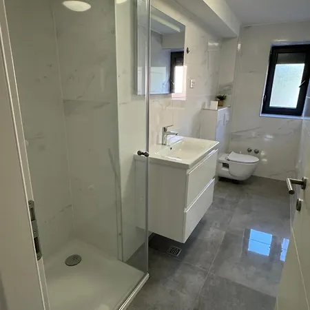 Polombo アパート